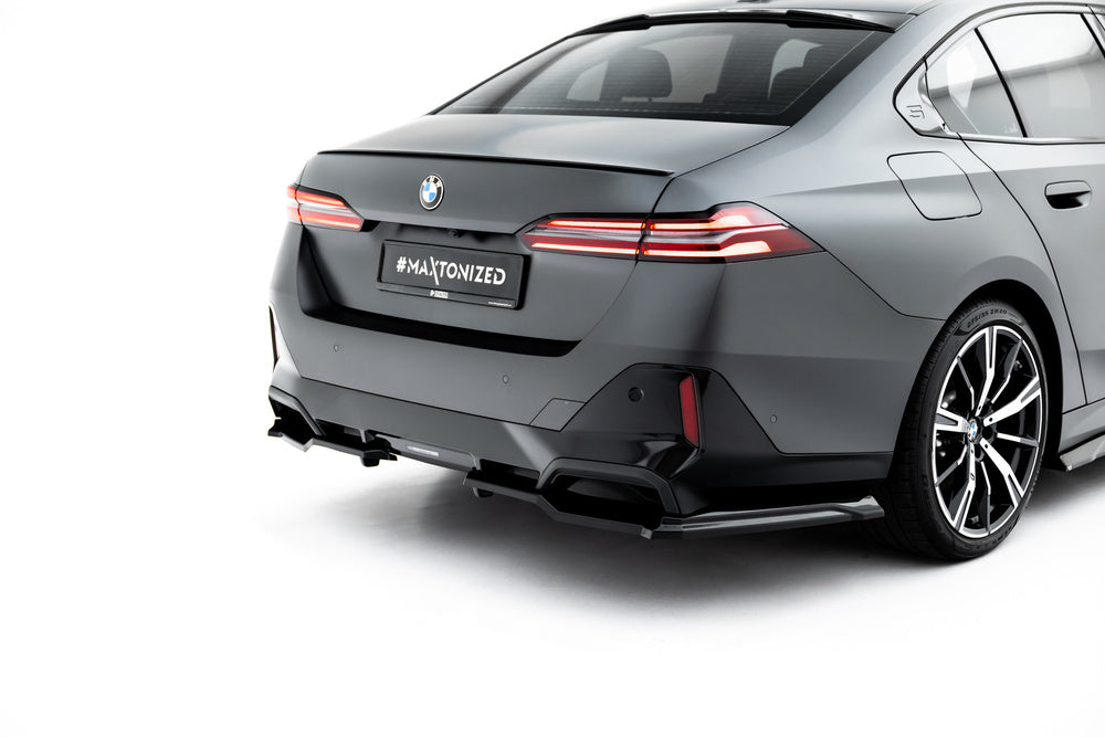 Rear Splitter (with vertical bars) V.1 BMW 5 / i5 M-Pack G60 (Krok)