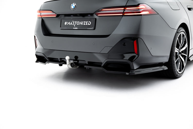 Rear Splitter (with vertical bars) V.1 BMW 5 / i5 M-Pack G60 (Krok)