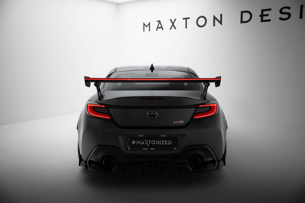 Carbon Spoiler With External Brackets Uprights + LED Toyota GR86 / Subaru BRZ Mk2