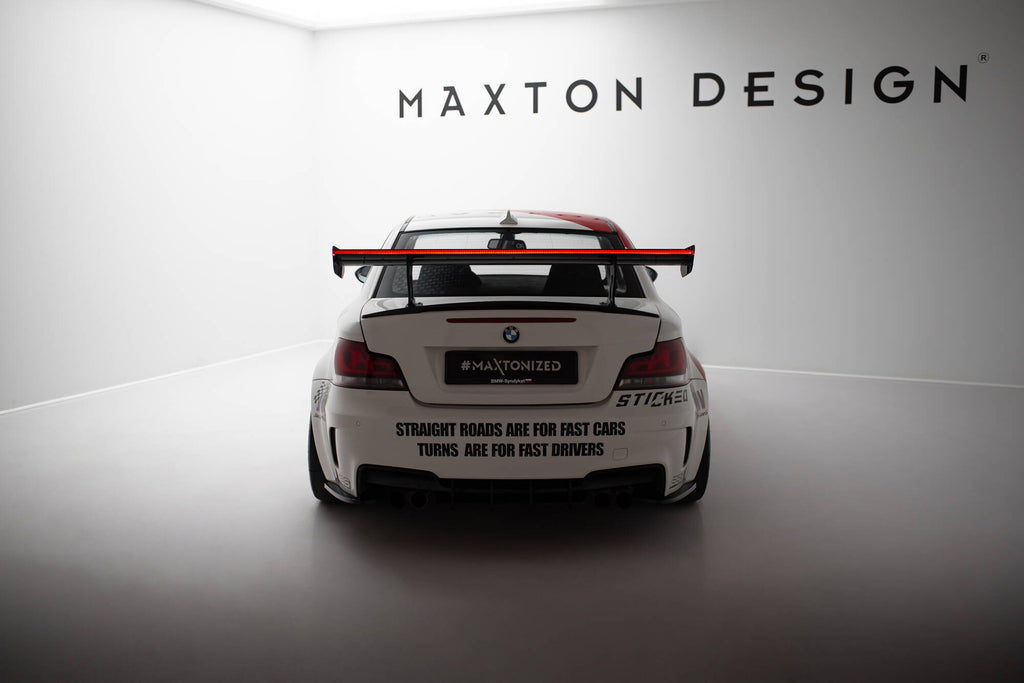 Carbon Spoiler With Internal Brackets Uprights V.1 + LED BMW 1 M E82