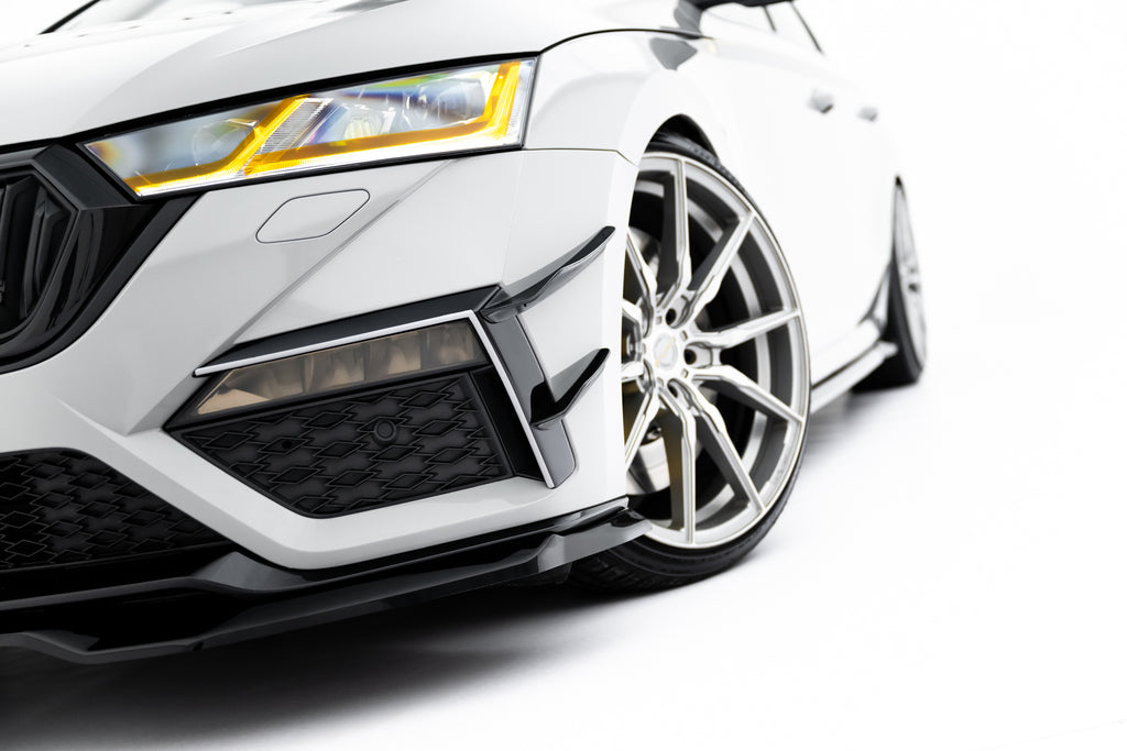 Front Bumper Wings (Canards) Skoda Octavia RS Mk4