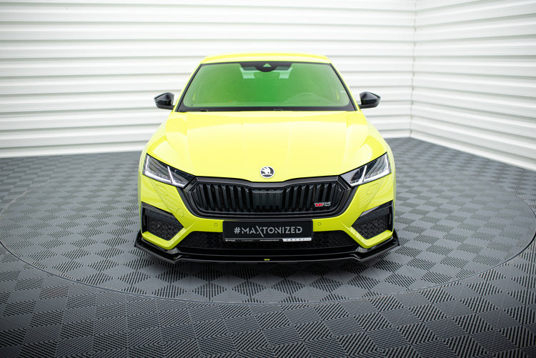 Front Splitter V.2 + Flaps Skoda Octavia RS Mk4