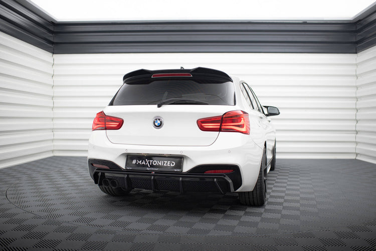 Rear Valance V.3 BMW 1 M-Pack F20 Facelift (Single side dual exhaust version)
