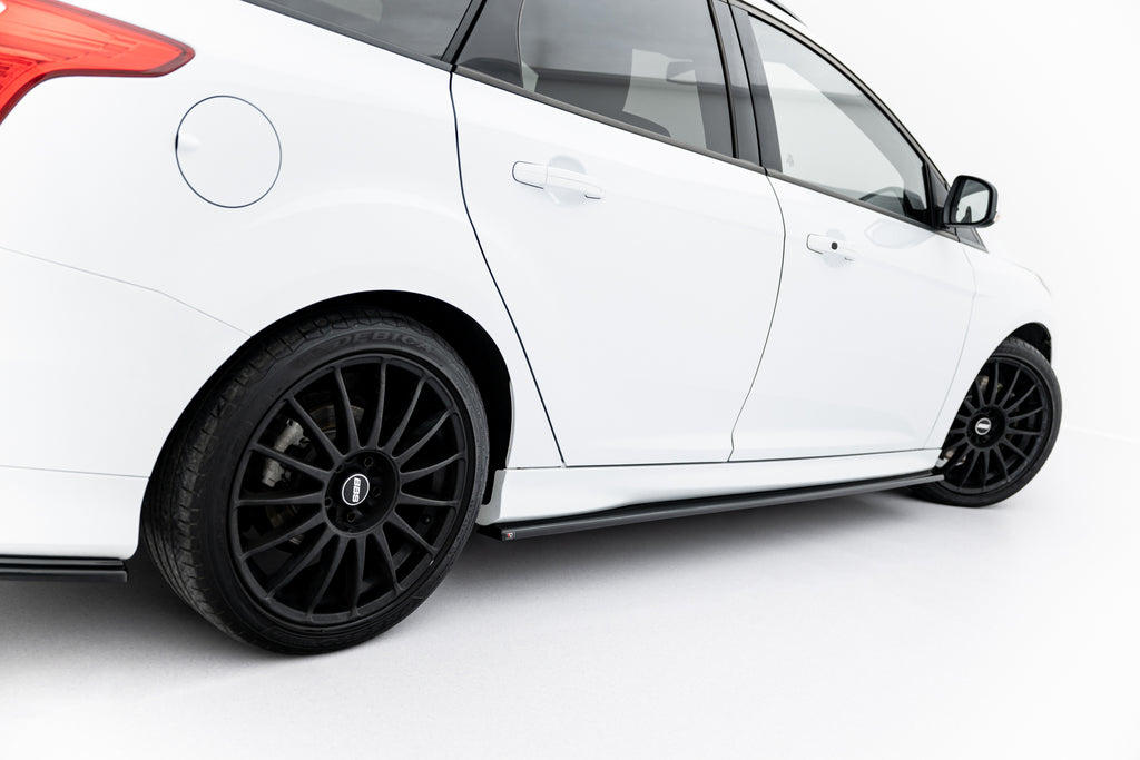 Side Skirts Diffusers Ford Focus ST / ST-Line Mk3 / Mk3 FL Hatchback / Estate