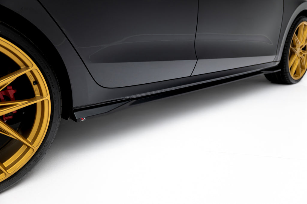 Side Skirts Diffusers V.1 Skoda Octavia RS Liftback / Combi Mk4 Facelift