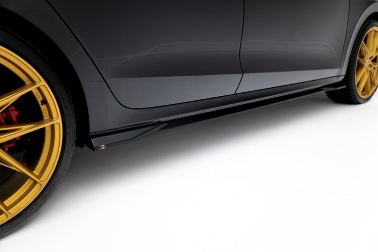 Side Skirts Diffusers V.1 Skoda Octavia RS Liftback / Combi Mk4 Facelift