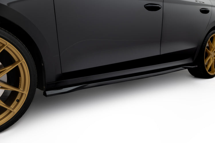 Side Skirts Diffusers V.1 Skoda Octavia RS Liftback / Combi Mk4 Facelift