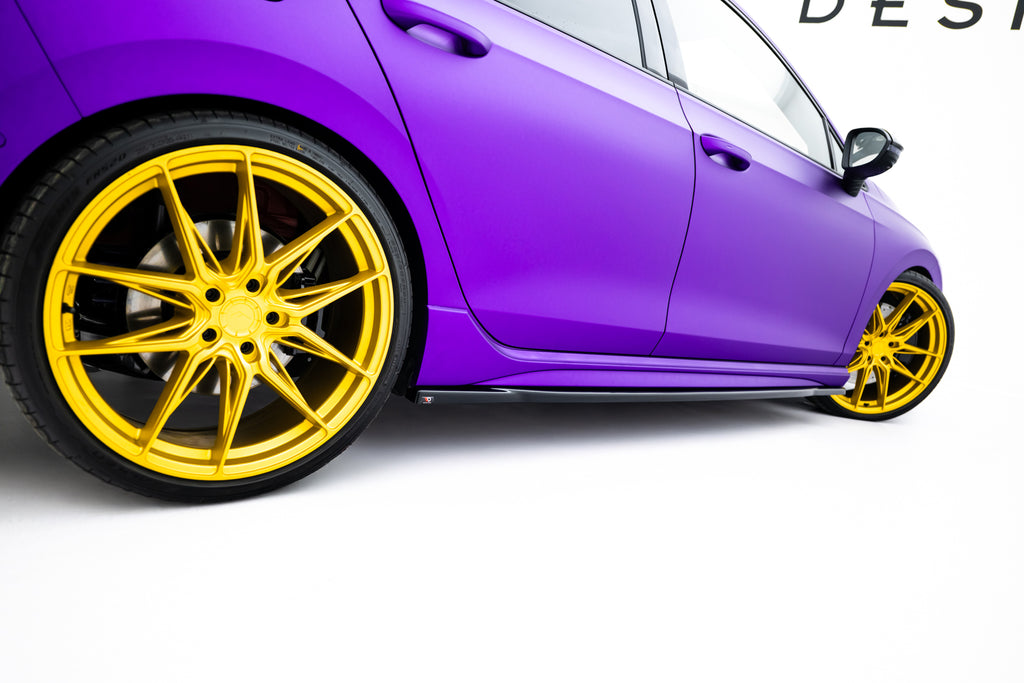 Side Skirts Diffusers V.1 Volkswagen Golf R Mk8 Facelift