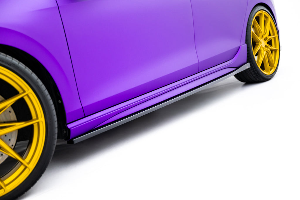 Side Skirts Diffusers V.2 Volkswagen Golf R Mk8 Facelift