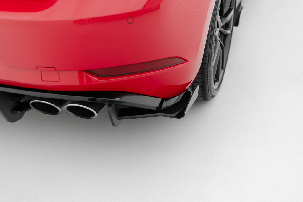 Street Pro Rear Side Splitters + Flaps VW Golf 7 R Facelift