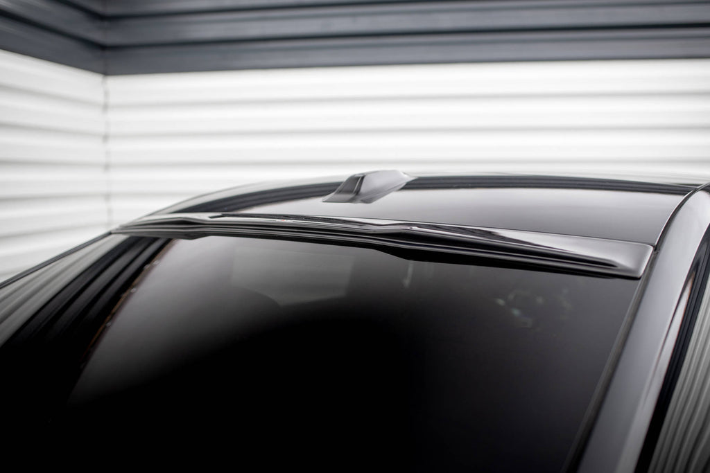The extension of the rear window BMW 7 M-Pack / M760e / i7 M-Pack G70